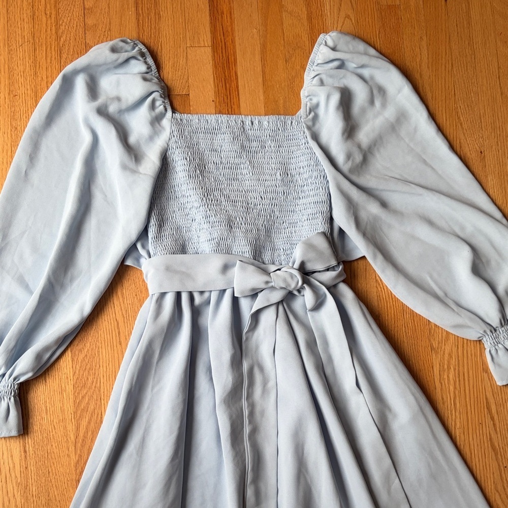 Women's Light Blue Puff-Sleeve Smocked Midi Dress - Picture 2 of 7